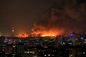 A Night of Smoke and Fire: The Growing Iran–US Conflict and Its Impact on the Middle East